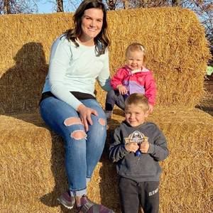 Meet your Posher, Kayla